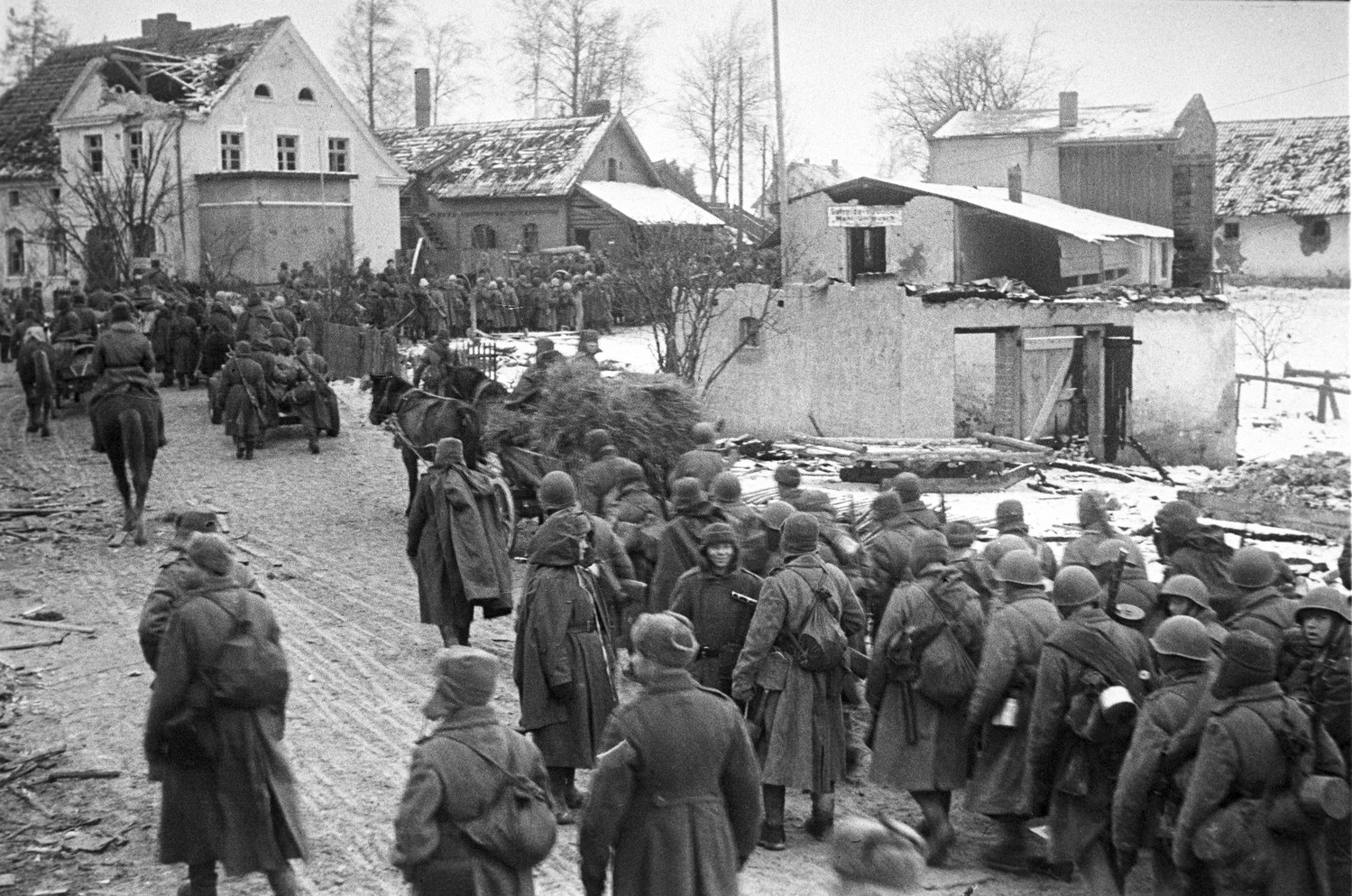 75 лет назад советские войска взяли штурмом Кенигсберг - Газета.Ru