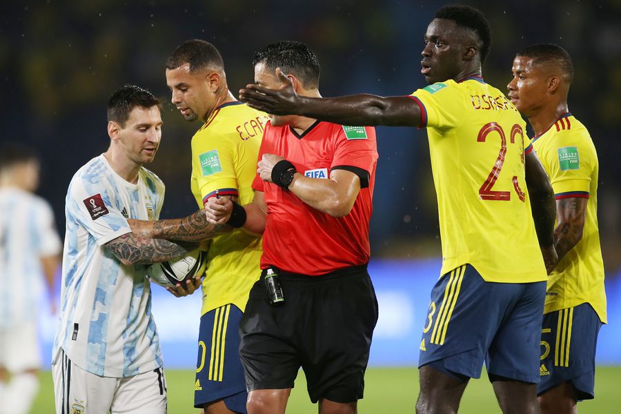 Момент матча Колумбия — Аргентина