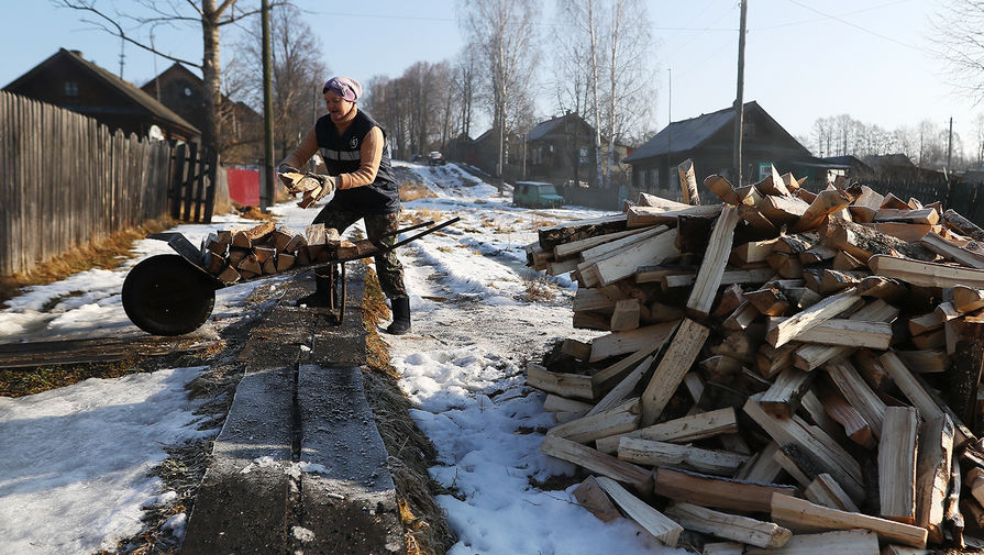 "Кормят обещаниями": на Урале замерзает поселок 
