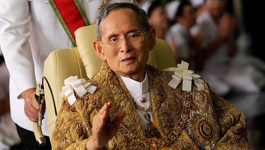 Король Таиланда Пхумипон Адульядет, 2010 год