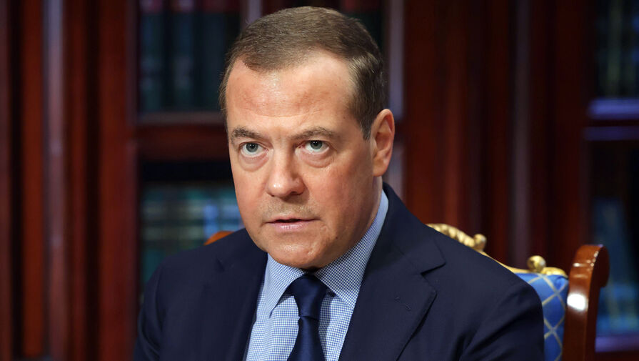 Медведев рассказал о втягивании Японии в боевые действия на Украине