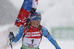 Ольга Зайцева, здорово проведя гонку, финишировала с российским флагом в руках