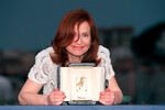 Изабель Юппер получила получила Приз Каннского кинофестиваля за лучшую женскую роль в фильме «Пианистка» Михаэля Ханеке, 2001 год