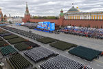 Военнослужащие парадных расчетов на военном параде в честь 76-й годовщины Победы в Великой Отечественной войне в Москве, 9 мая 2021 года