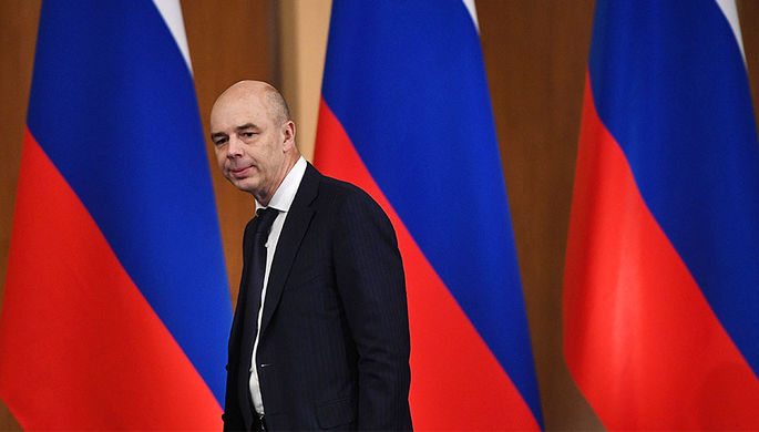 Министр финансов России Антон Силуанов перед началом совместного заседания под председательством...