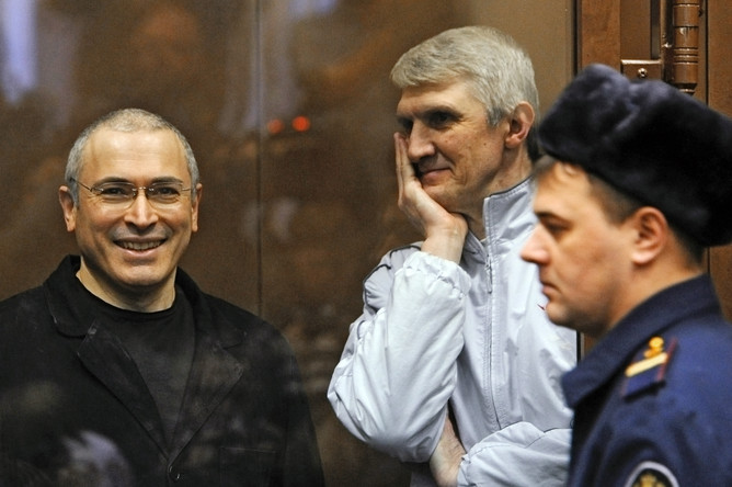 Михаил Ходорковский и Платон Лебедев в Хамовническом суде