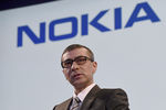 <b>Глава Nokia Раджив Сури</b> работает в компании с 1995 года. Он успел сменить несколько высокопоставленных позиций, в 2009 году возглавил телекоммуникационное направление компании. А в апреле 2014 года стал ее генеральным директором.