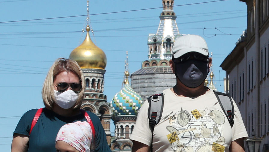 Впервые за месяц число случаев коронавируса в России ниже 22 тысяч