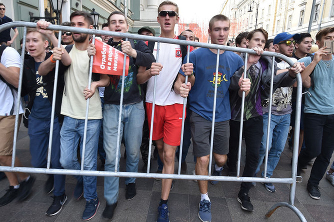 Участники несанкционированной акции в Москве против изменения пенсионного законодательства, Москва, 9 сентября 2018 года