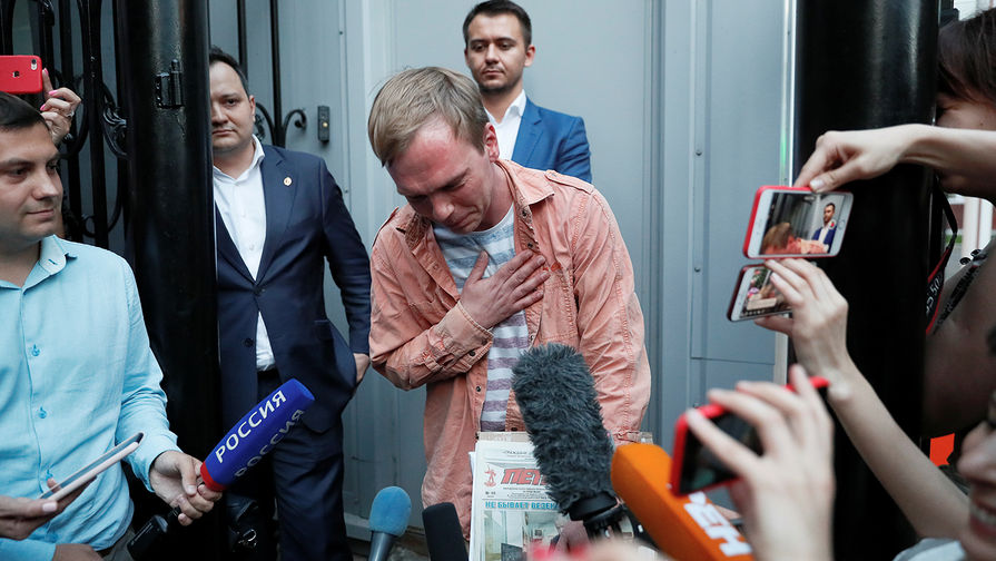 Журналист &laquo;Медузы&raquo; Иван Голунов после выхода на&nbsp;свободу, 11 июня 2019 года