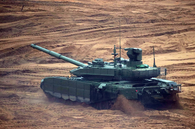 Танк Т-14 «Армата» во время совместных стратегических учений (ССУ) «Запад-2017» вооружённых сил Союзного государства России и Белоруссии на полигоне «Лужский»