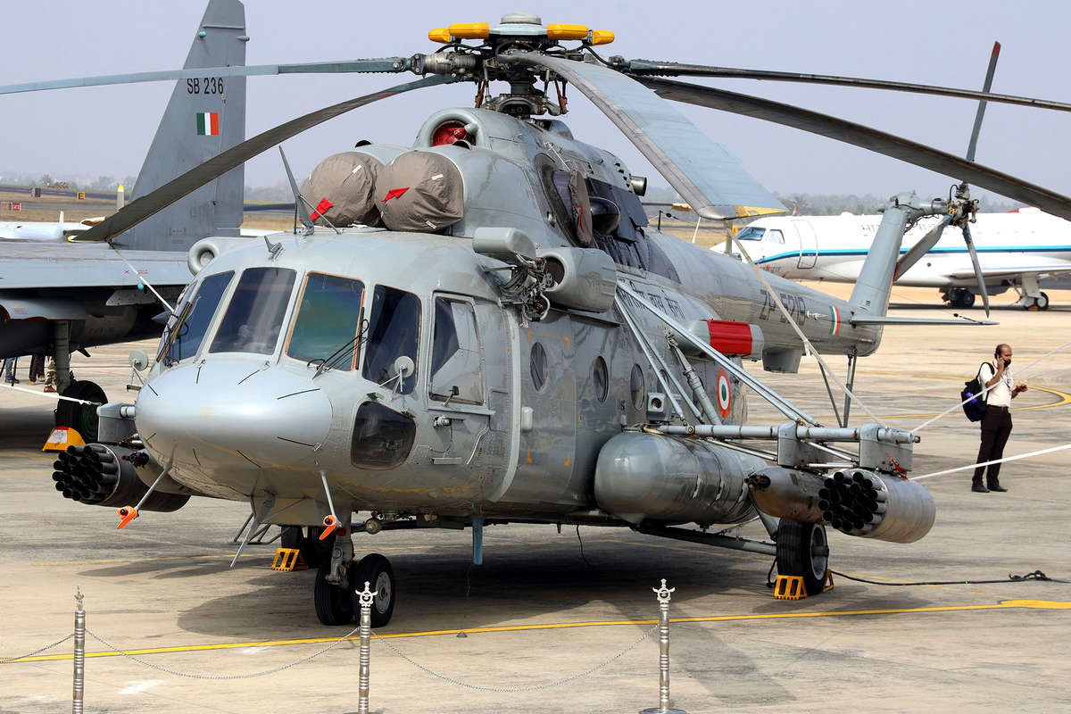 индус вертолет. легкий ударный вертолет lch. вертолеты ввс индии 1970. индус вертолет. вертолеты mark-iii dhruv alh.