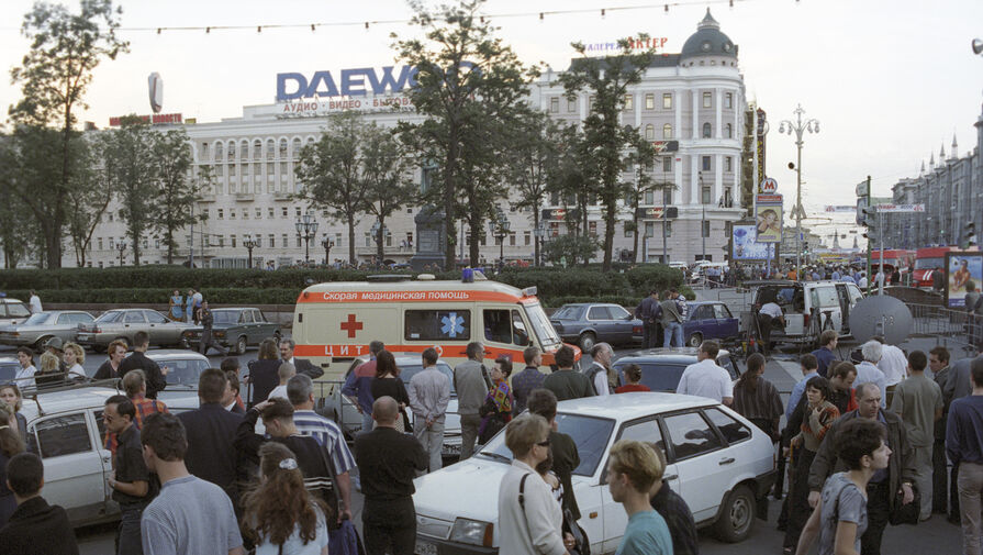 «Силуэты людей в черном дыму»: почему виновные в теракте на Пушкинской не попали под суд?