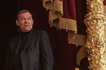 Директор Государственного академического Большого театра России Владимир Урин перед премьерой фильма Валерия Тодоровского «Большой», 17 апреля 2017 года