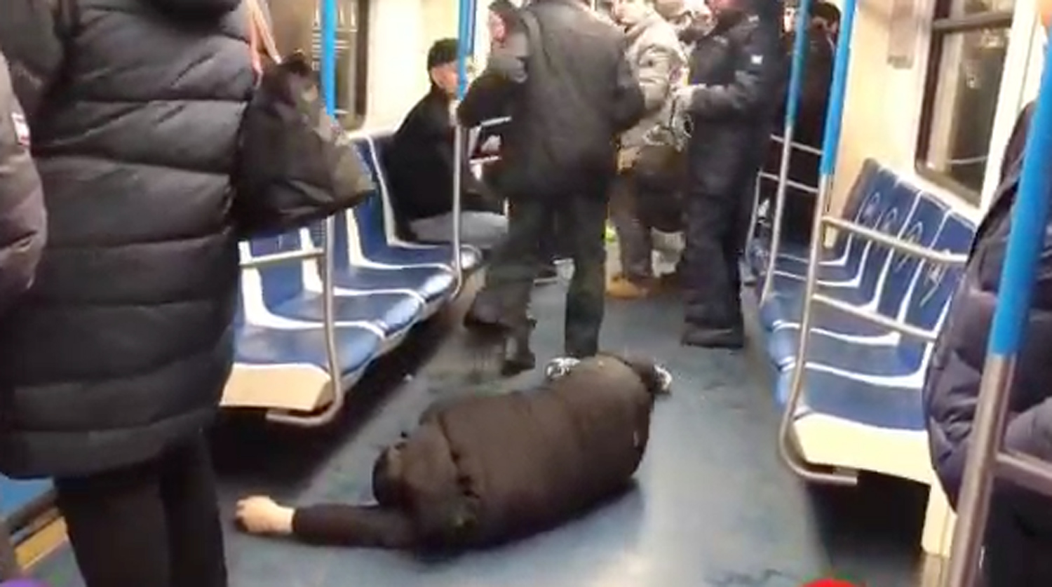 Труп в московском метро