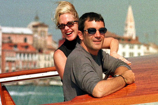Мелани Гриффит и Антонио Бандерас в Венеции, 1998 год