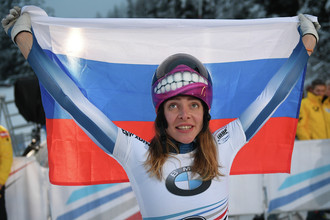 Елена Никитина (Россия) после соревнований по скелетону среди женщин на чемпионате Европы по бобслею и скелетону в австрийском Инсбруке.
