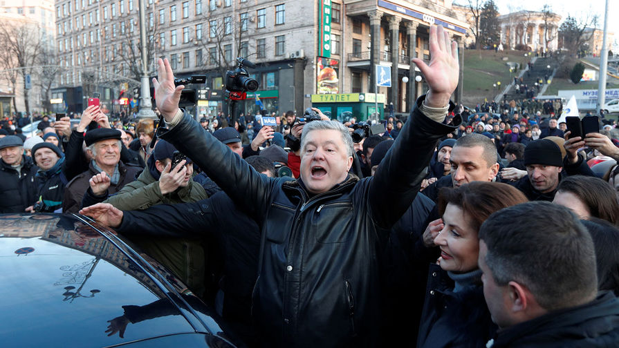 Экс-президент Украины, лидер партии &laquo;Европейская солидарность&raquo; Петр Порошенко на&nbsp;митинге 