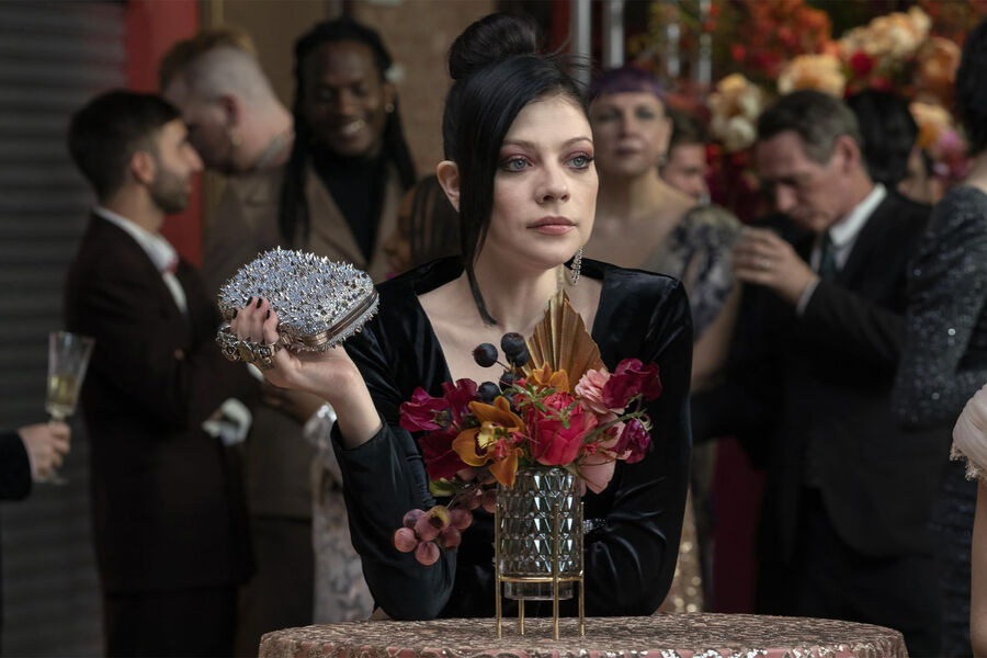 Кадр из&nbsp;сериала &laquo;Сплетница&raquo; (2021 &mdash; 2023)