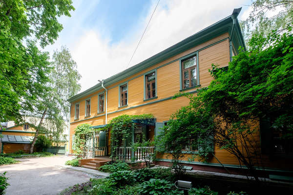Мемориальный музей-усадьба Л. Н. Толстого в Хамовниках