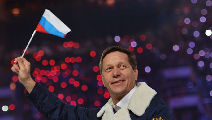 Президент ОКР Александр Жуков во время парада на церемонии открытия XXII зимних Олимпийских игр в...