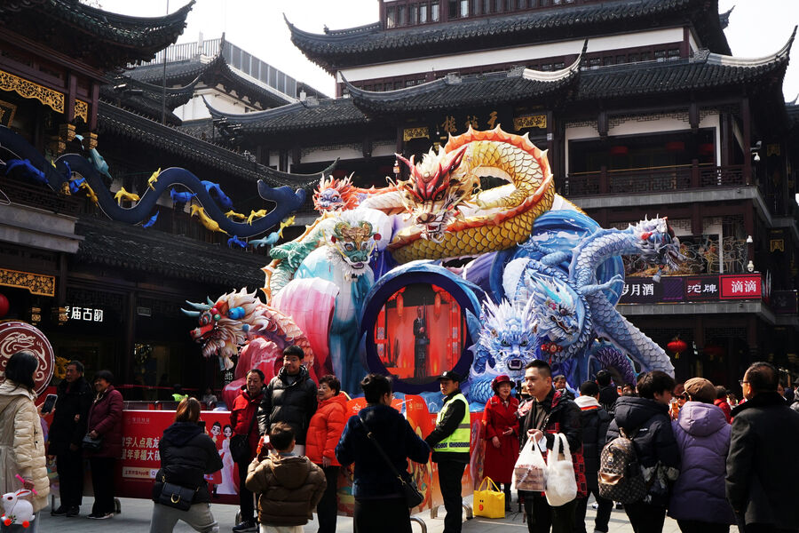 Во время празднования китайского Нового года Дракона в&nbsp;Шанхае, Китай, 10&nbsp;февраля 2024&nbsp;года