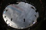 Радуга над чашей Олимпийского стадиона стала возможна благодаря представителям ВВС