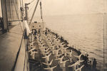 Моряки во время утренней зарядки на борту корабля немецкого военно-морского флота. 1917 год