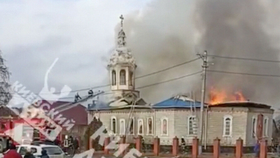 СМИ: храм УПЦ горит в Бориспольском районе Киевской области