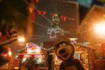 Рождественская ярмарка на Красной площади в Москве