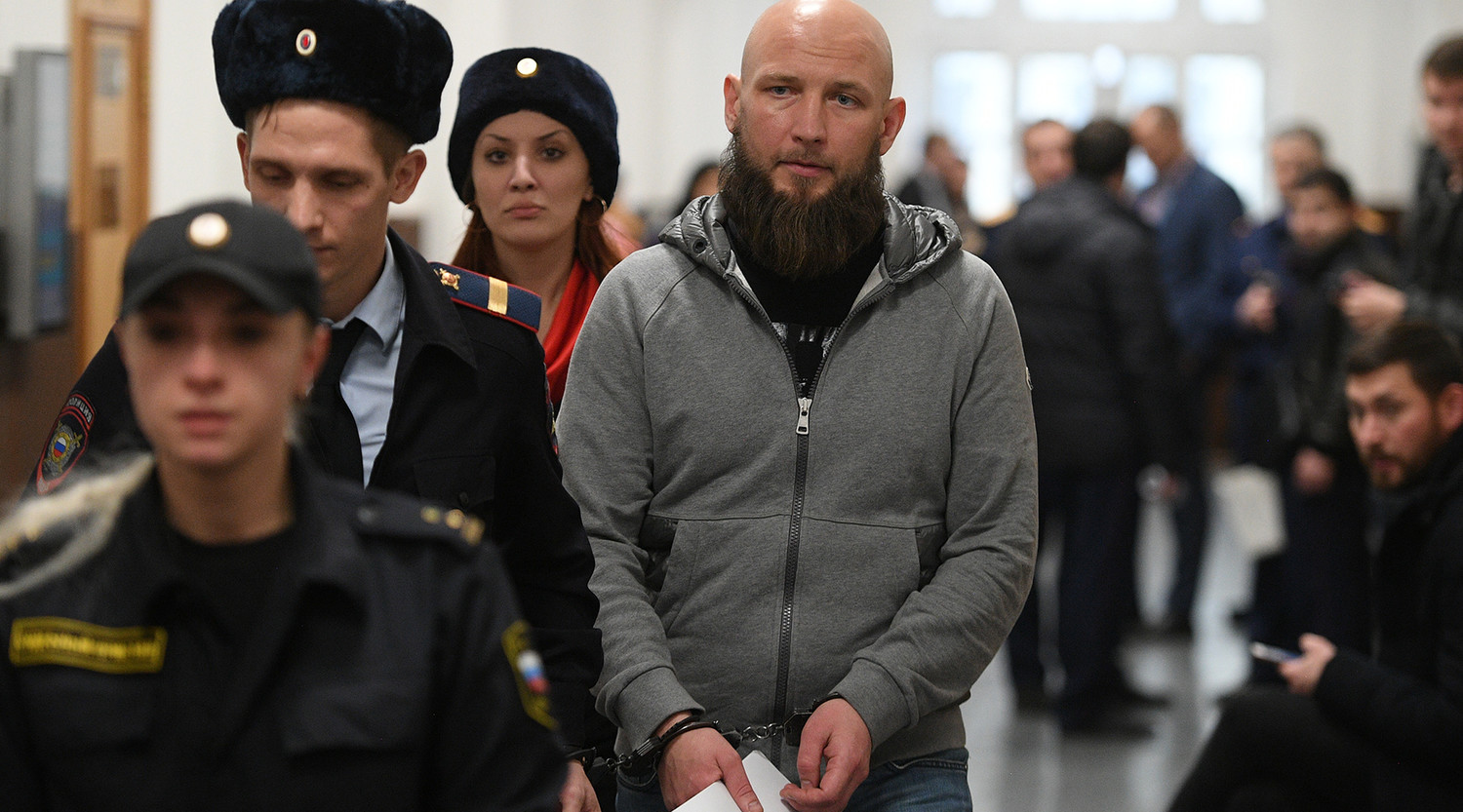 Генеральный директор «Первого коллекторского бюро» Максим Владимиров в Басманном суде, где рассматривается избрание меры пресечения фигурантам дела о мошенничестве, задержанным в рамках коммерческого спора по банку «Восточный», 15 февраля 2019 года