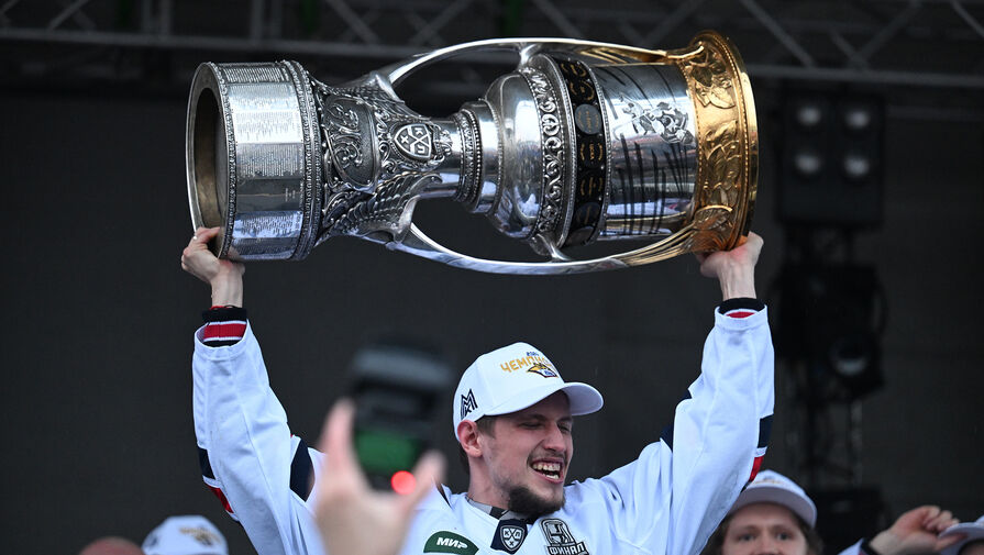 Хоккеист Металлурга оценил шансы команды на второе чемпионство подряд