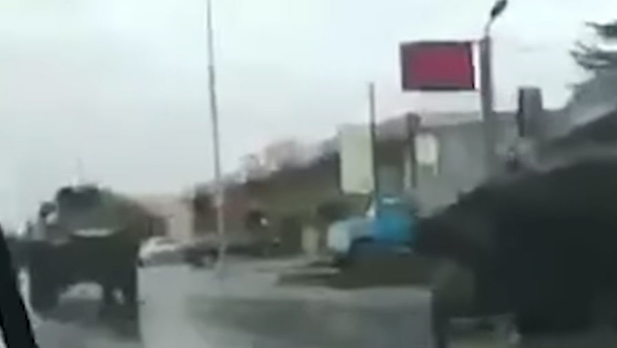 В Грузии начали переброску бронетехники в Батуми на фоне сообщений о приезде Саакашвили