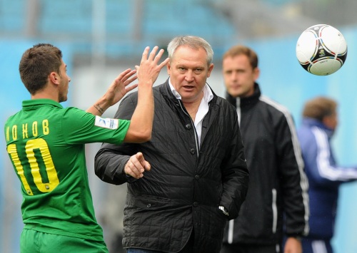 Юрий Красножан, возможно, будет помогать казахскому футболу