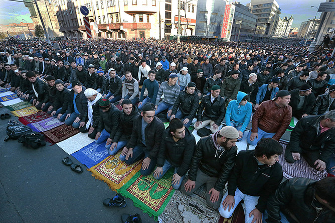 В исламской умме не одобрили идею организовать митинг против исламофобии