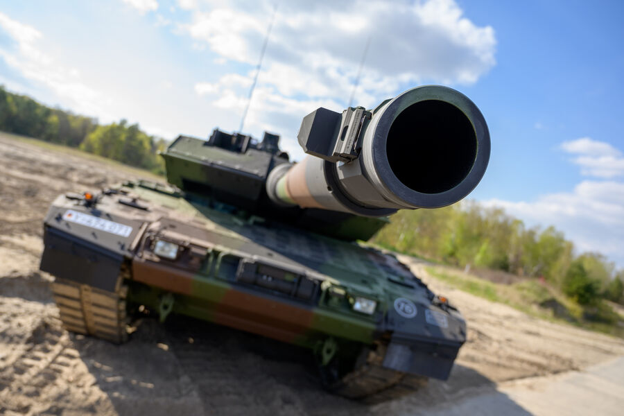 Tанк Leopard 2