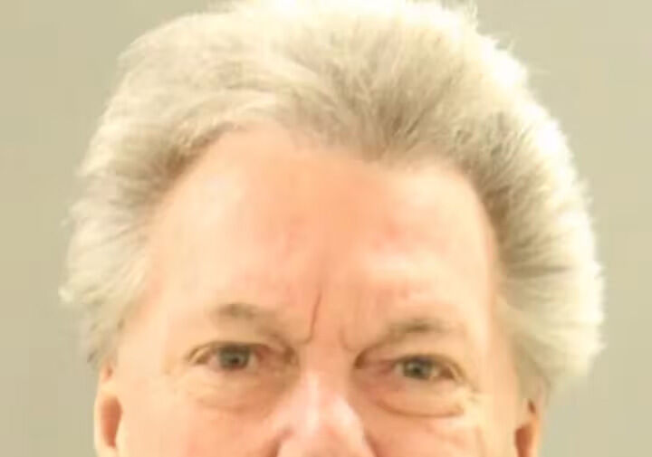 Первого мужа супруги Байдена обвинили в убийстве