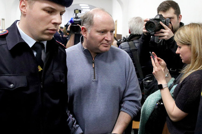 Партнер по индустрии финансового сектора компании Baring Vostok Филипп Дельпаль в Басманном суде, где рассматривается избрание меры пресечения фигурантам дела о мошенничестве, задержанным в рамках коммерческого спора по банку «Восточный», 15 февраля 2019 года