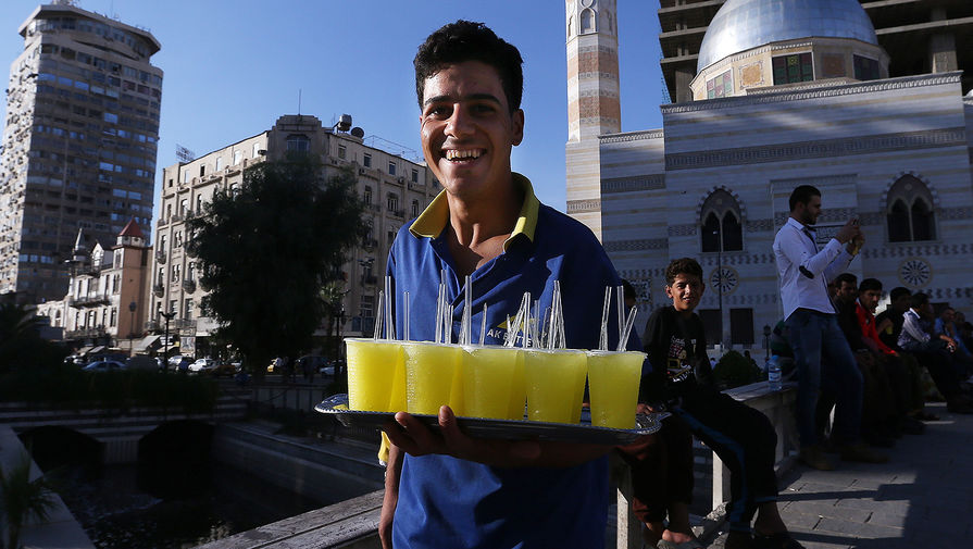 Продавец лимонада у&nbsp;мечети