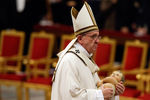 Папа Римский Франциск. Рождественская месса в соборе Святого Петра в Ватикане