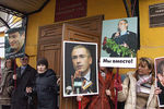 Пикет в поддержку Михаила Ходорковского у здания Басманного суда Москвы, 2004 год
