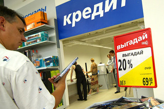 По данным Сбербанка, в 2012 году у 32% опрошенных доходы снизились, а у 25% — повысились