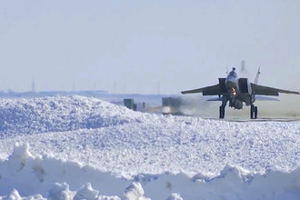 Экипаж истребителя МиГ-31 Воздушно-космических сил РФ выполнил практический учебно-боевой пуск гиперзвуковой аэробаллистической ракеты с малой радиолокационной заметностью и высокой маневренностью комплекс «Кинжал», 11 марта 2018 года