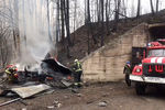 Тушение пожара в одном из цехов завода «Эластик» в поселке Лесное Шиловского района, 22 октября 2021 года