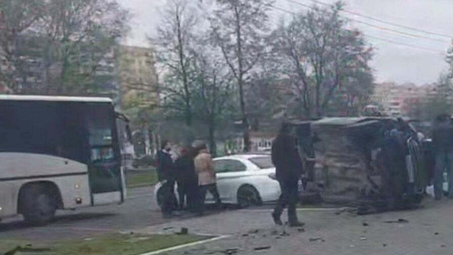 В Москве водитель каршеринга сбил двух женщин, уходя от полицейской погони