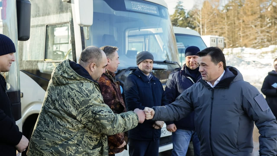 Андрей Воробьев проверил ход строительства нового разворотного круга в Ленинском городском округе