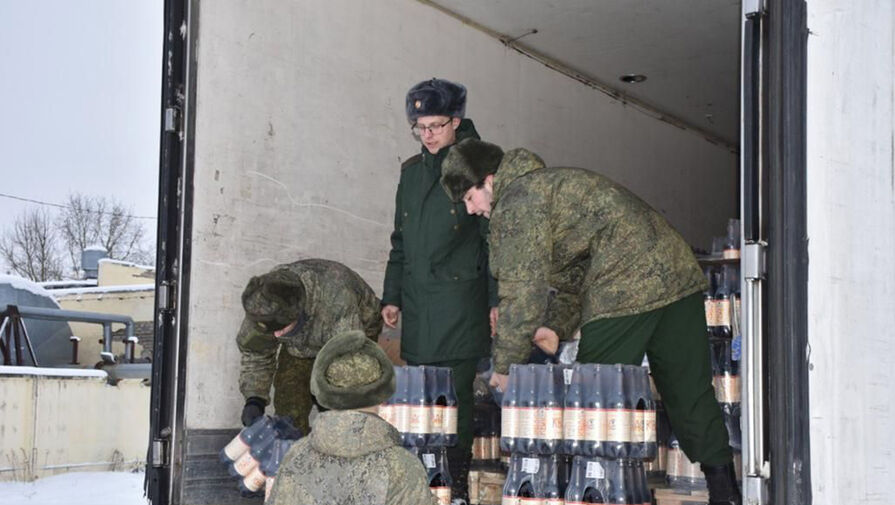 Центр Наследие направил 15 тонн питьевой продукции военнослужащим Донбасса