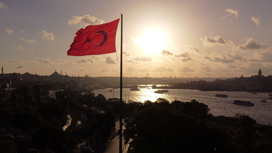 ЦБ Турции оставил ключевую ставку неизменной четвертый месяц подряд