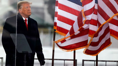 ��������� ��������� � �����������: QAnon ���� ����������� ������ 4 �����