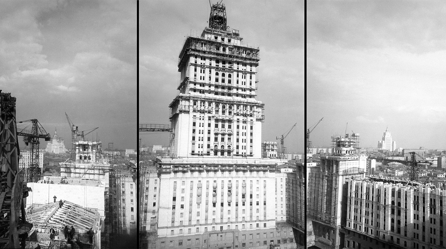 Строительство гостиницы «Украина» на Дорогомиловской набережной в Москве, 1953 год